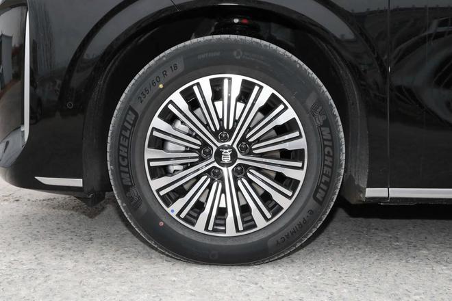 同级MPV的记录2498万起价格很实在J9真人游戏第一品牌比亚迪夏刷新了很多(图9)