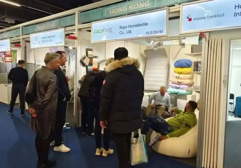 公里！嘉兴“空中飞人”全球突围j9九游会入口一年飞行超20万(图5)
