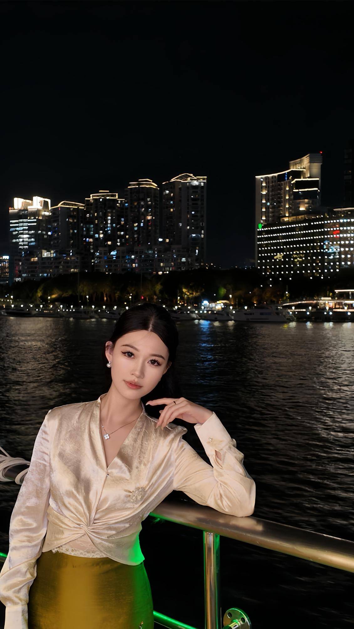 HomeBar打造沉浸式青年文化聚落j9国际站“微醺社交”新浪潮：叁佰里(图6)